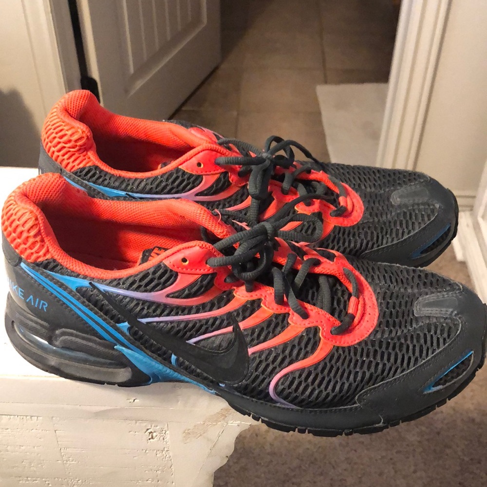 Worn only once, like new